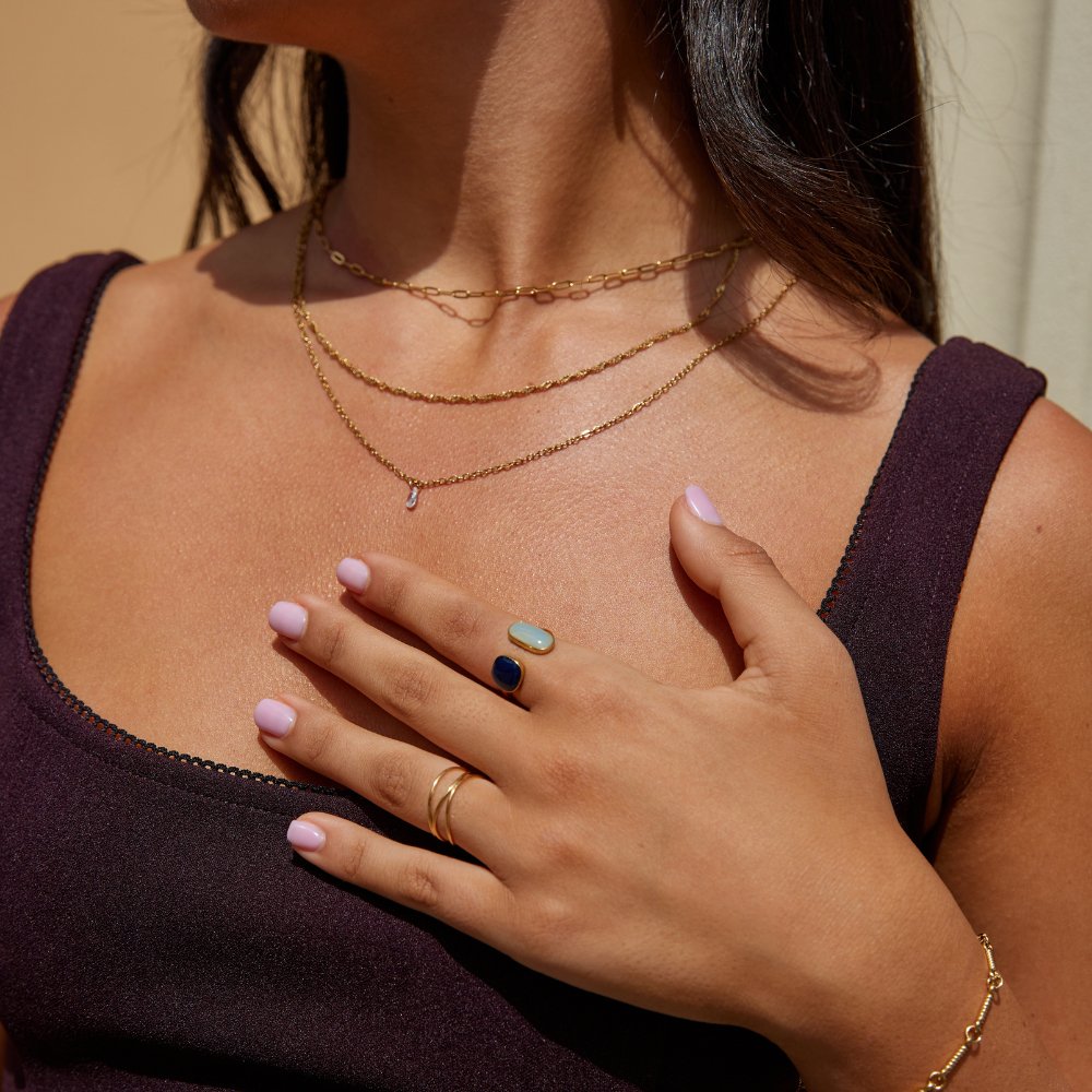 Anillo envolvente de aguamarina