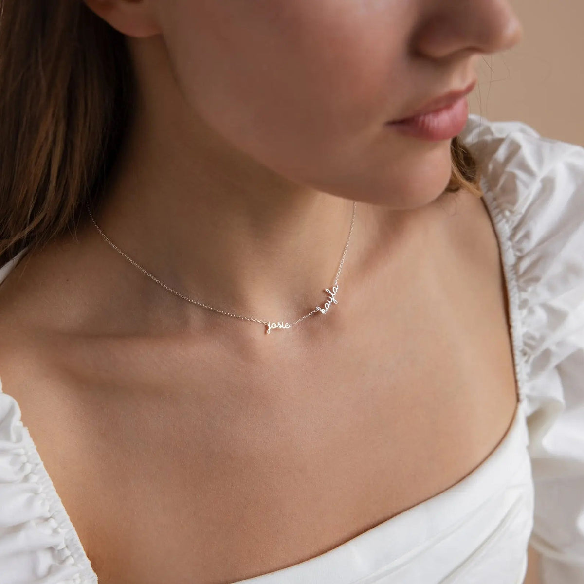 Collar delicado y pequeño con varios nombres