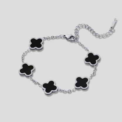 Pulsera de plata con trébol negro