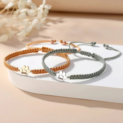 Pulsera personalizada con huella de pata y nombre