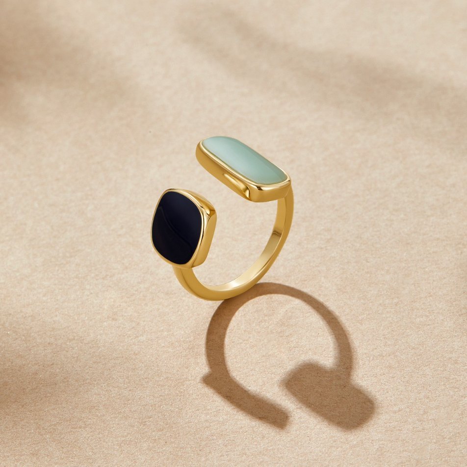 Anillo envolvente de aguamarina