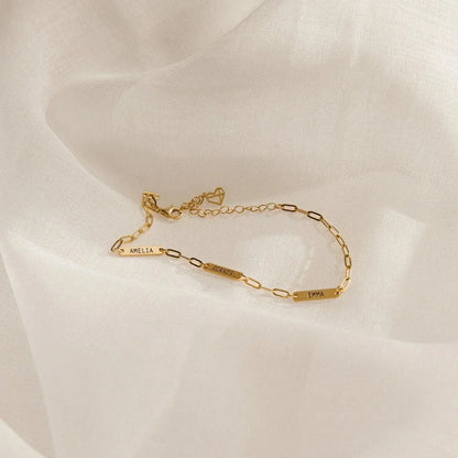 Pulsera de barra con nombre personalizado