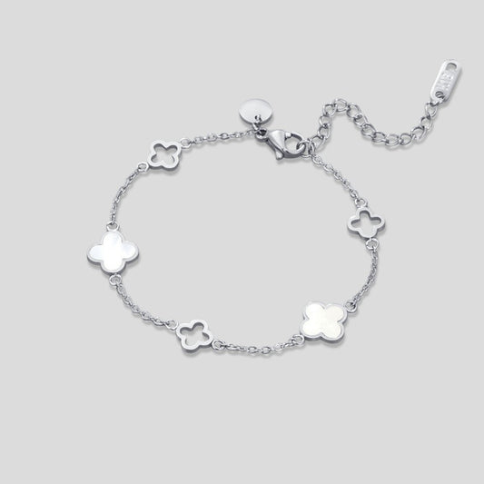 Pulsera Lucia de trébol plateado