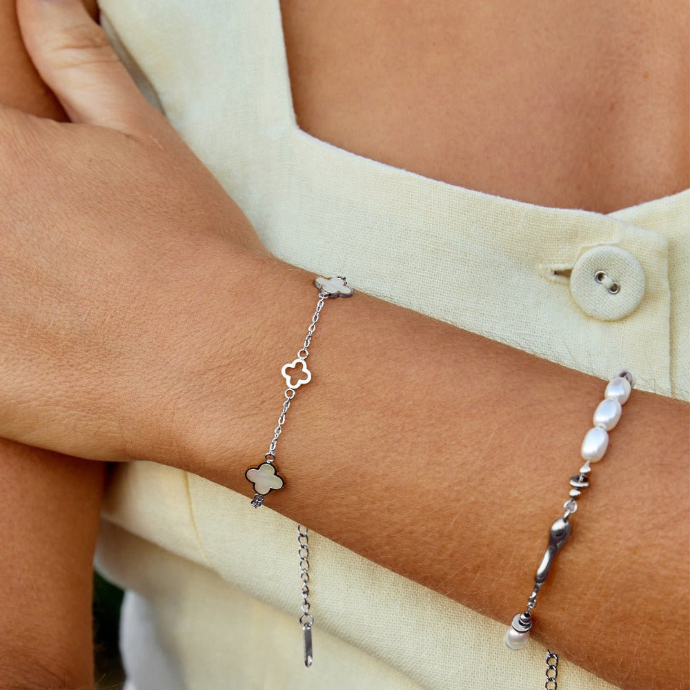Pulsera Lucia de trébol plateado