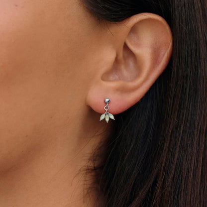 Pendientes colgantes de pétalos de plata en forma de marquesa